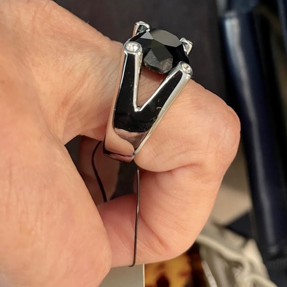 Pretty Chico's ring size 8.5 - Picture 4 of 5